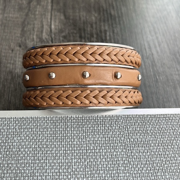 Authentic TOD’S Cuff Bracelet ~ in Light Brown Leather W/ Studded - Picture 9 of 16